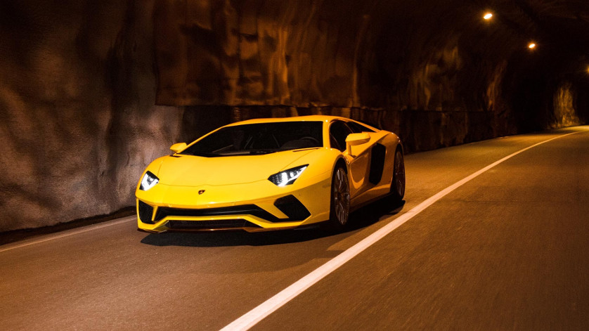 Lamborghini Aventador